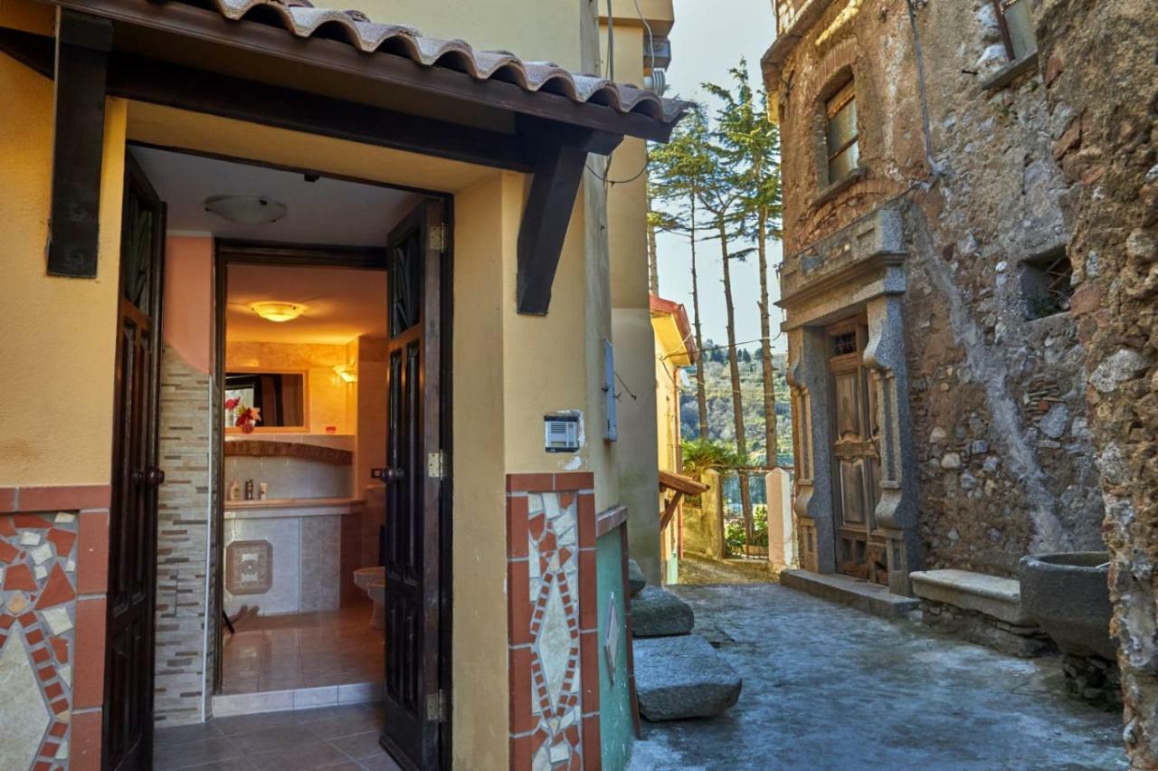 Home Sweet Home Санта-Катерина-делло-Ионио Экстерьер фото